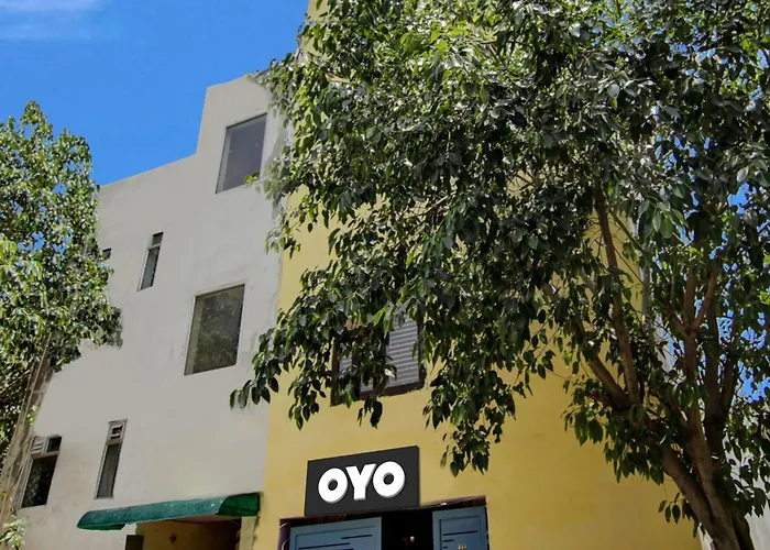 Hotel O Couple Friendly